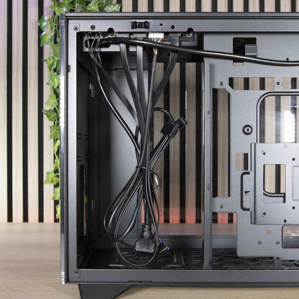 InWin F3 chemin de câbles