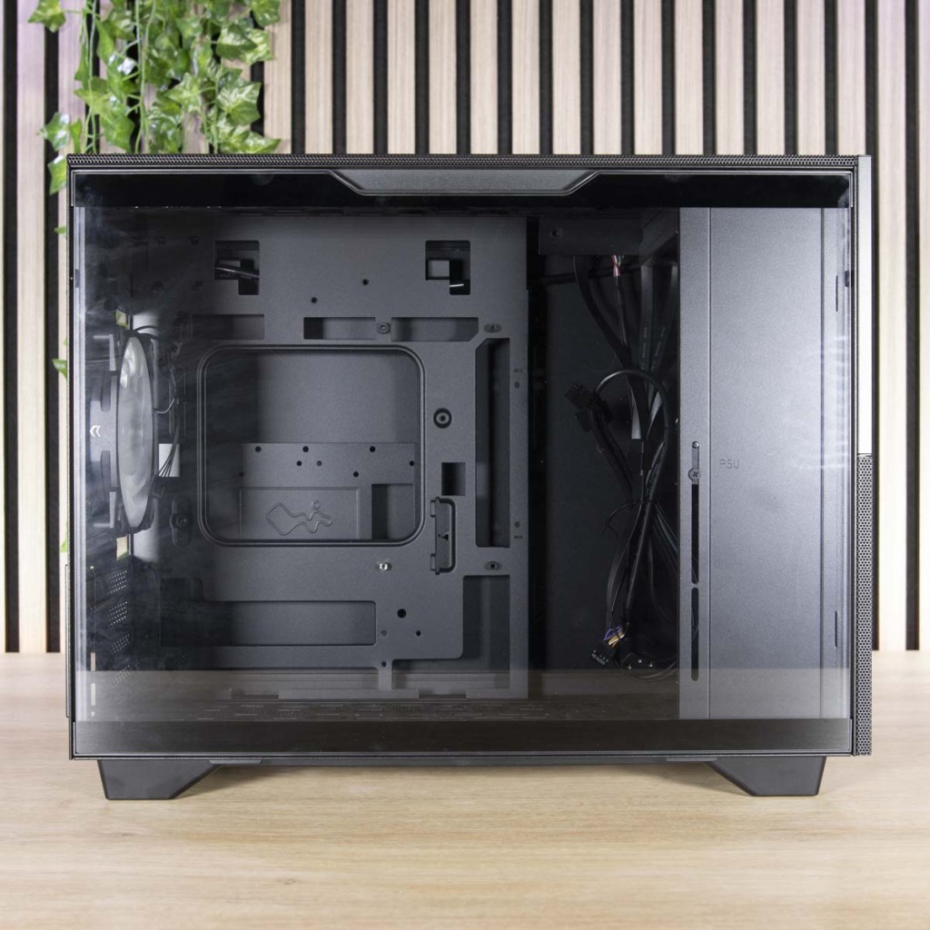 InWin F3 côté gauche