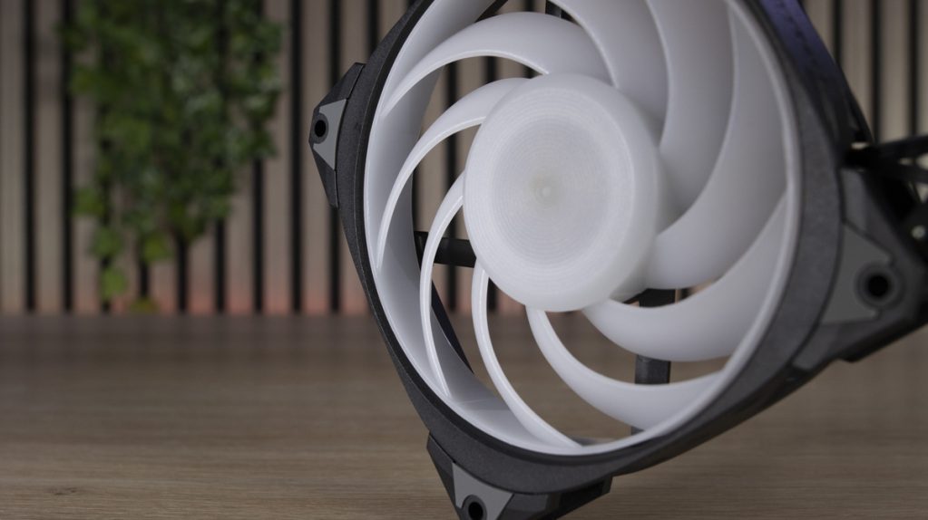 InWin Neptune AN120 anneau pales