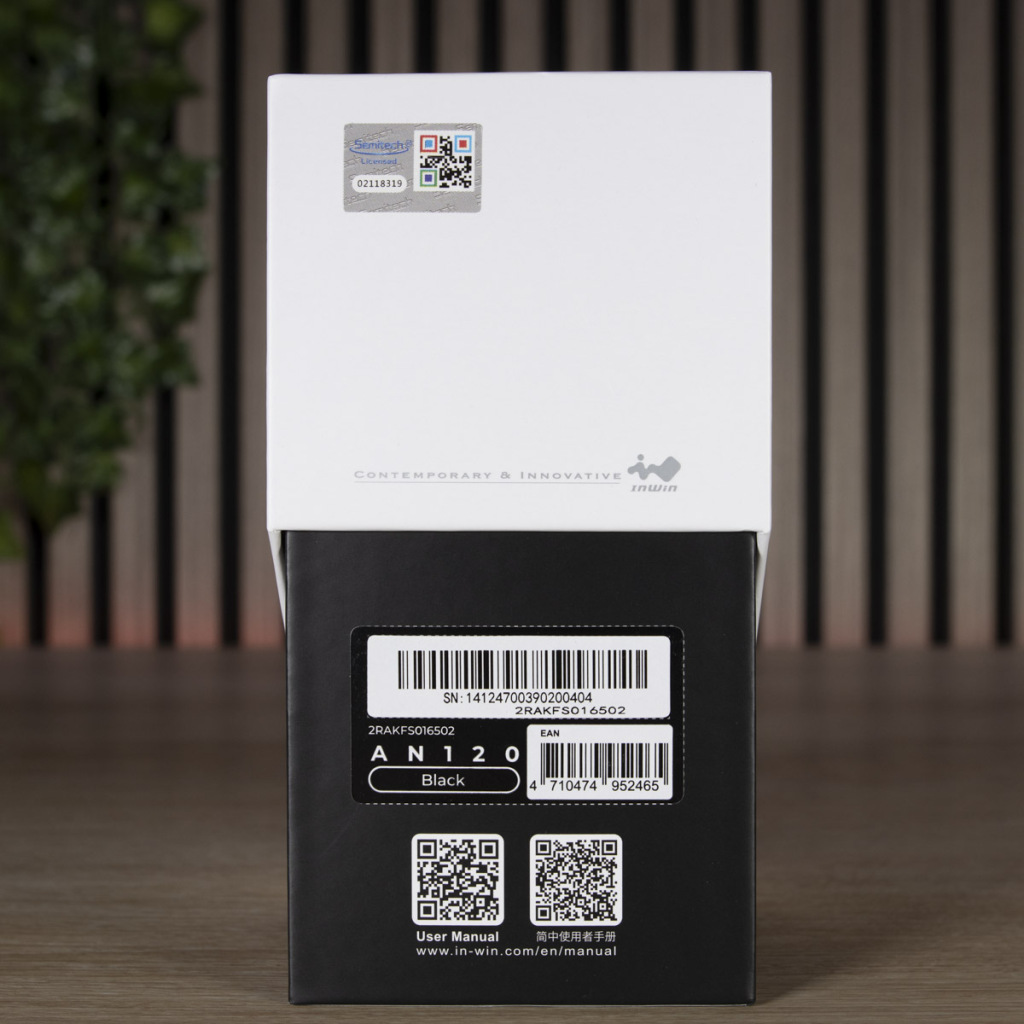 InWin Neptune AN120 petit côté 1