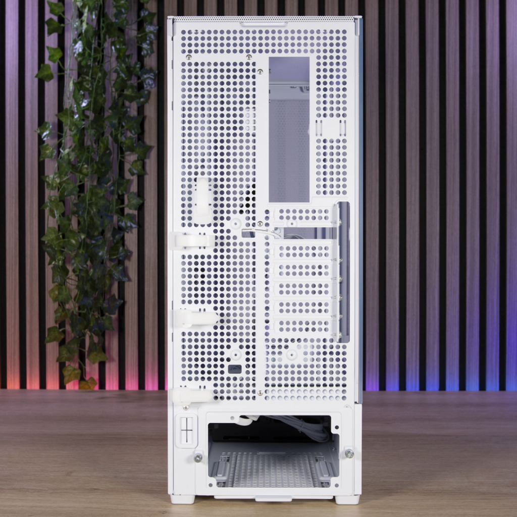 Lian Li SUP01 arrière