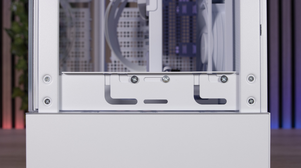 Lian Li SUP01 bas façade hauteur GPU