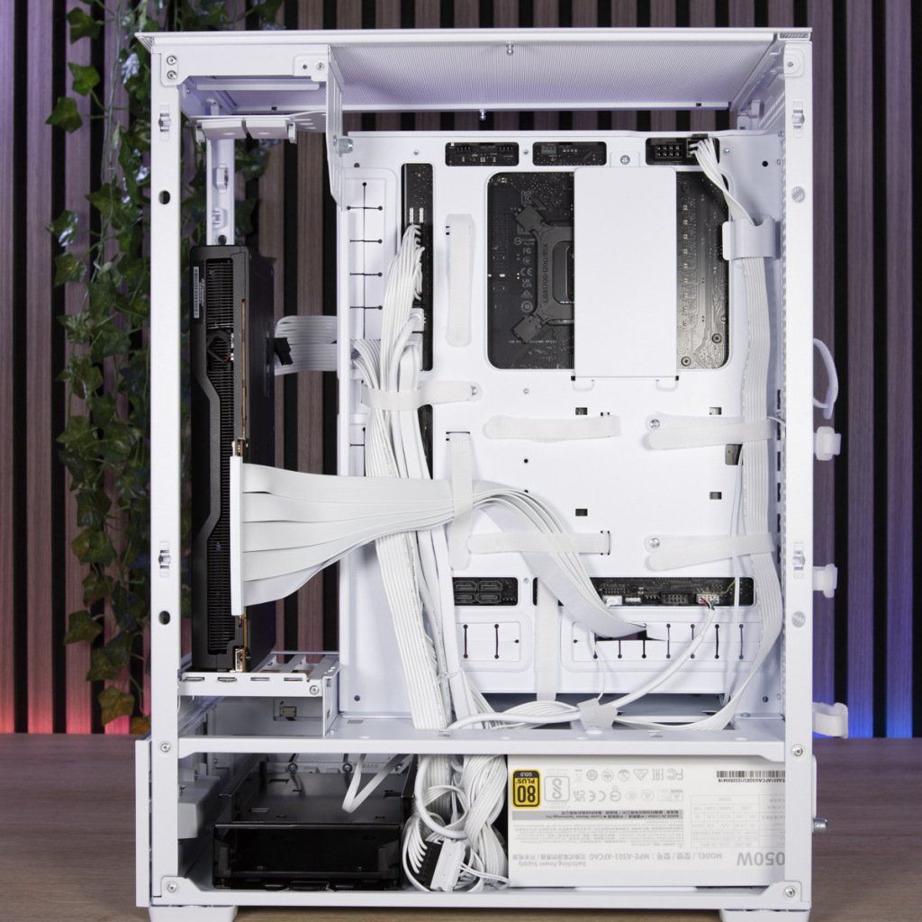 Lian Li SUP01 montage avec branchements