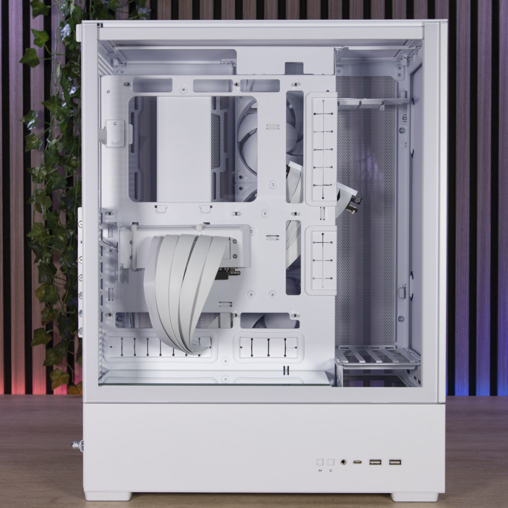 Lian Li SUP01 paroi gauche