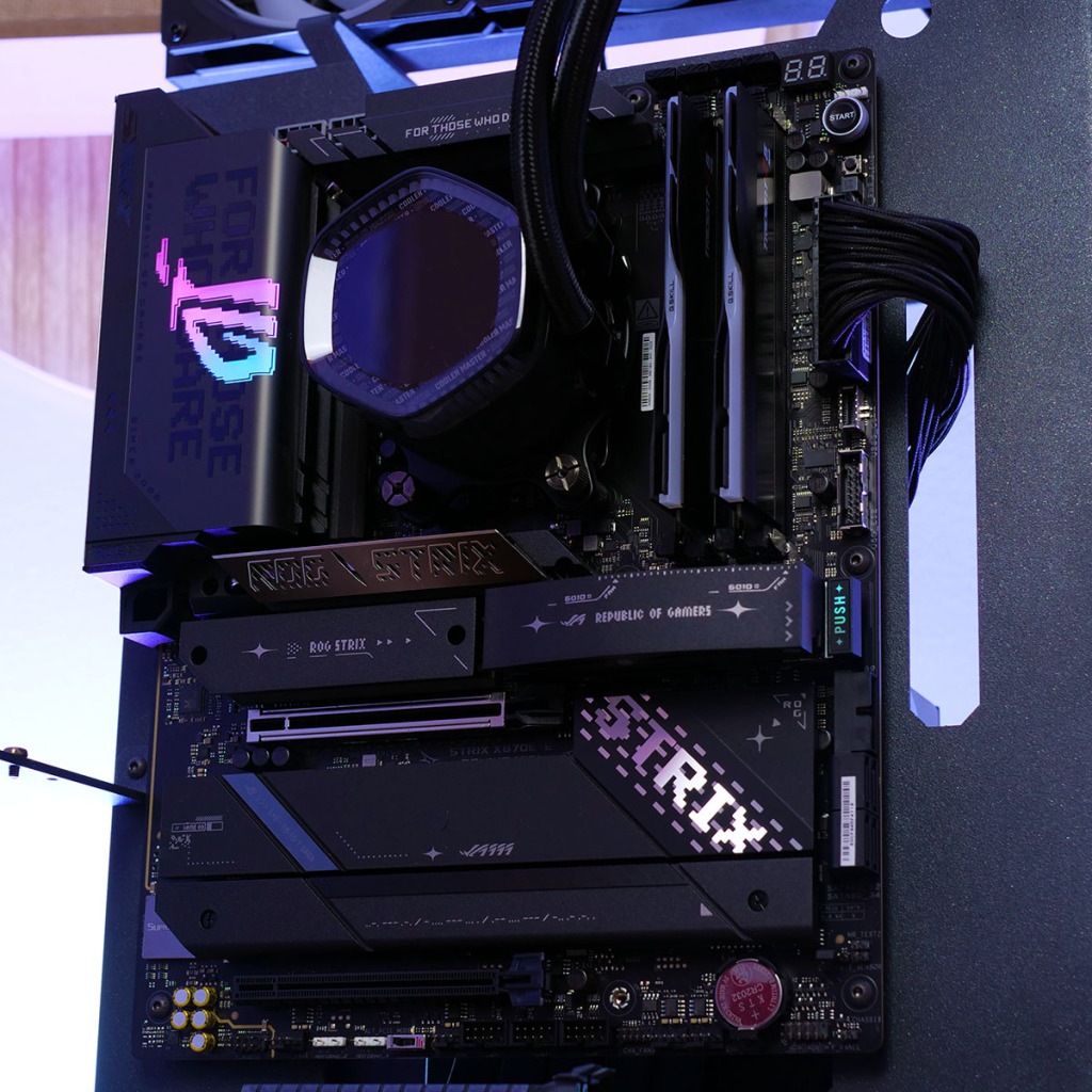 Test asus rog strix x870e e gaming wifi demo RGB