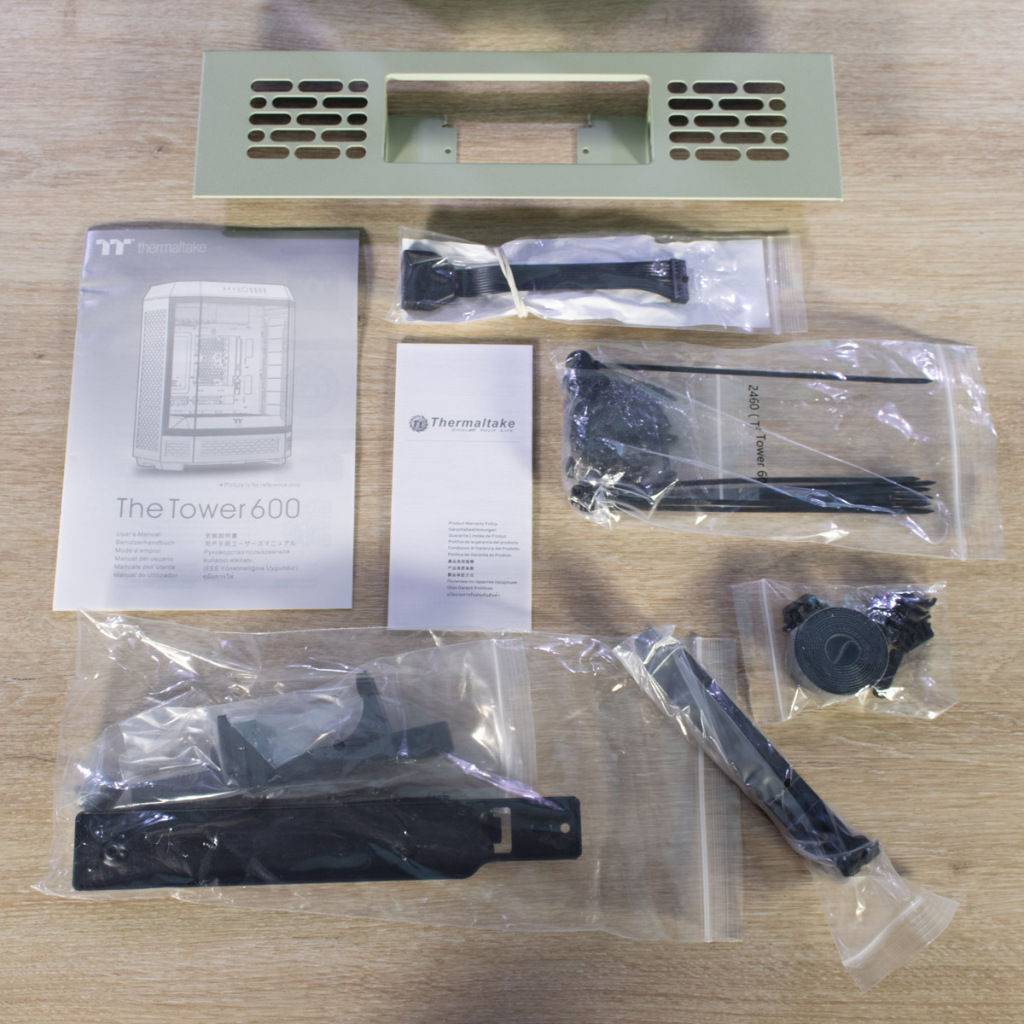 Thermaltake Tower 600 accessoires