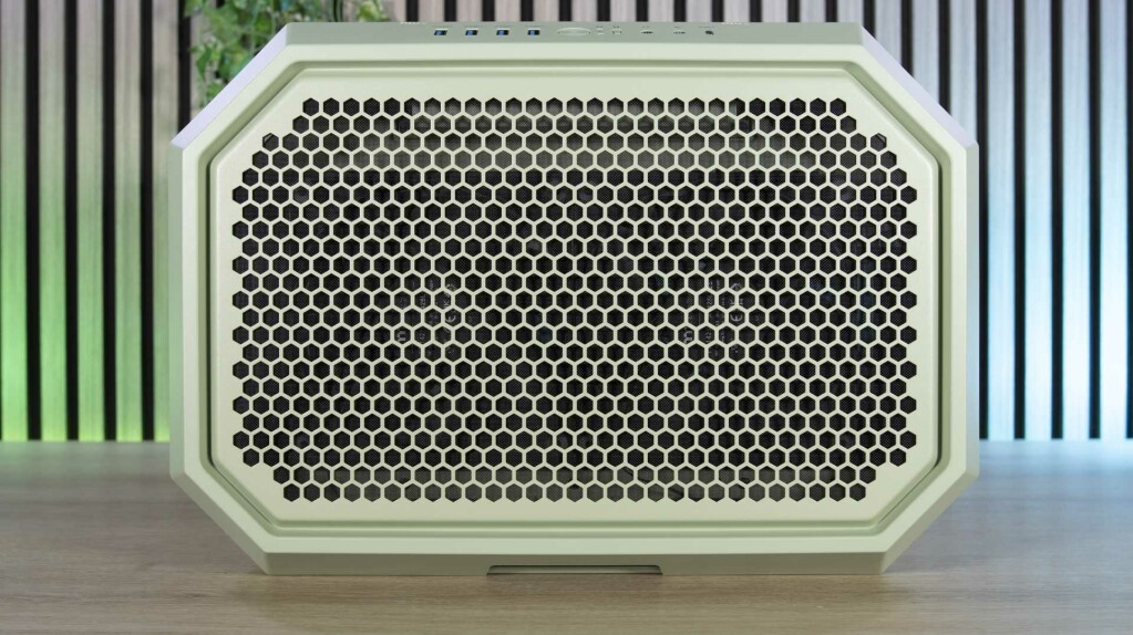 Thermaltake Tower 600 dessus