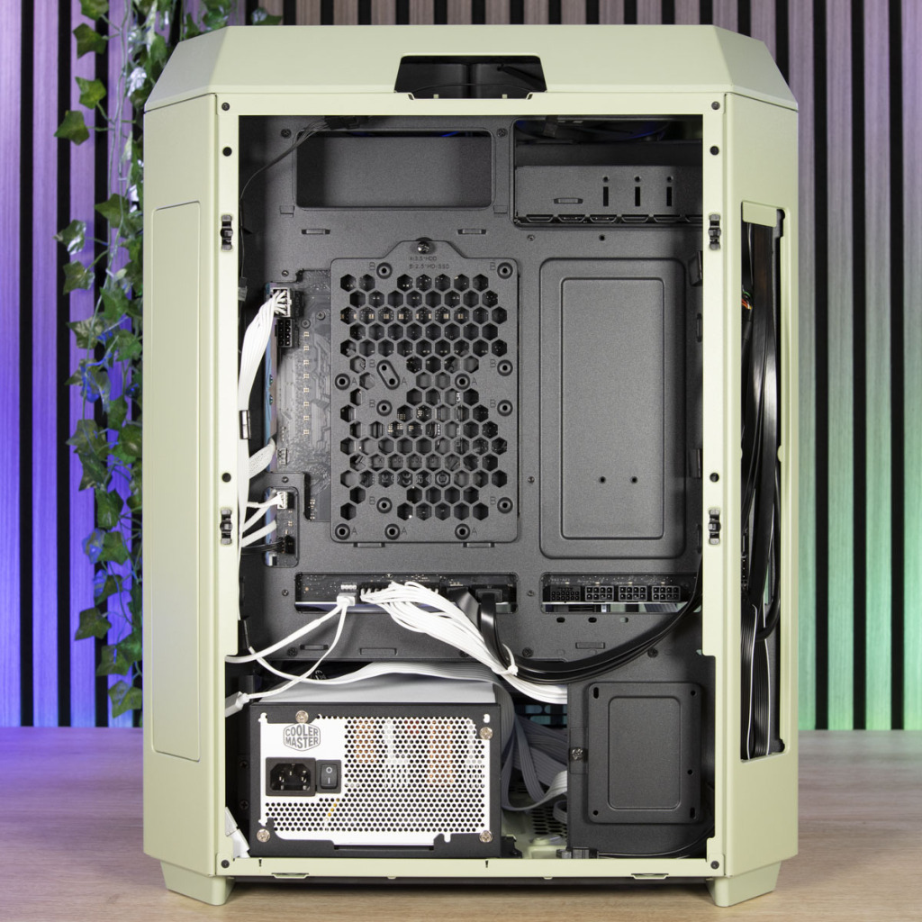 Thermaltake Tower 600 montage arrière