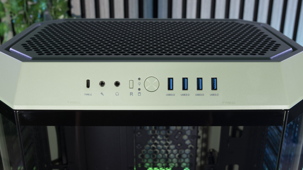 Thermaltake Tower 600 panneau ES