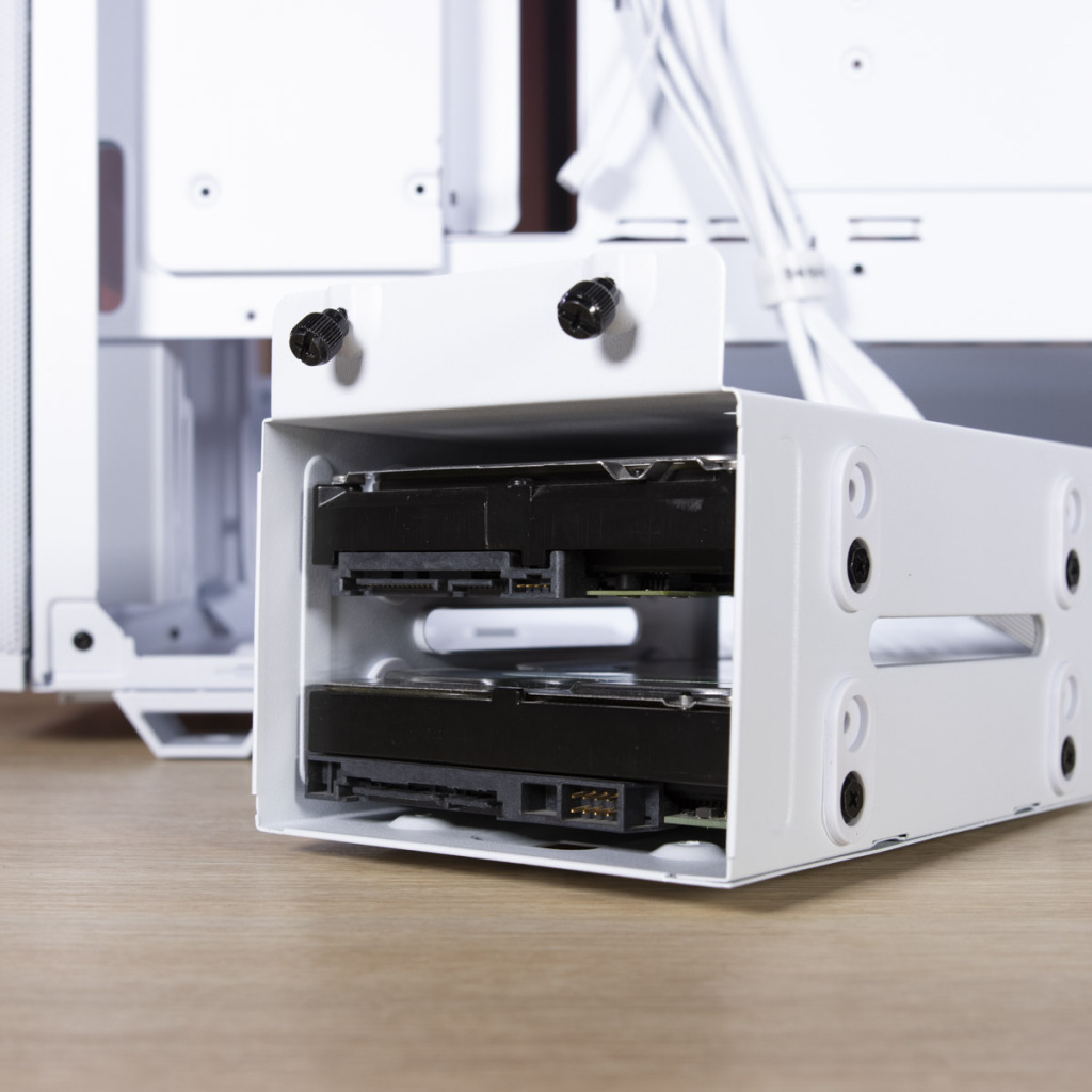 be quiet! Pure Base 501 cage deux HDD