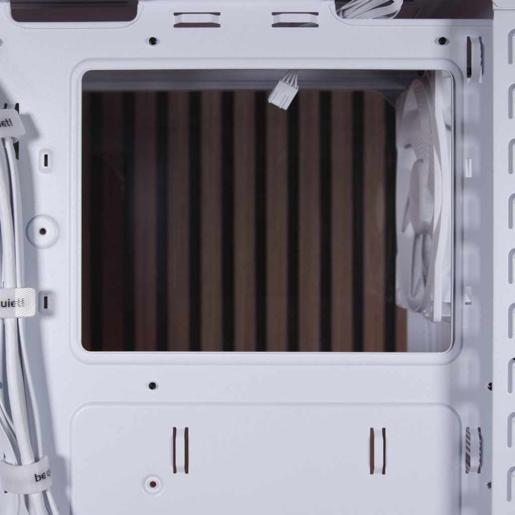 be quiet! Pure Base 501 deuxième support DD amovible