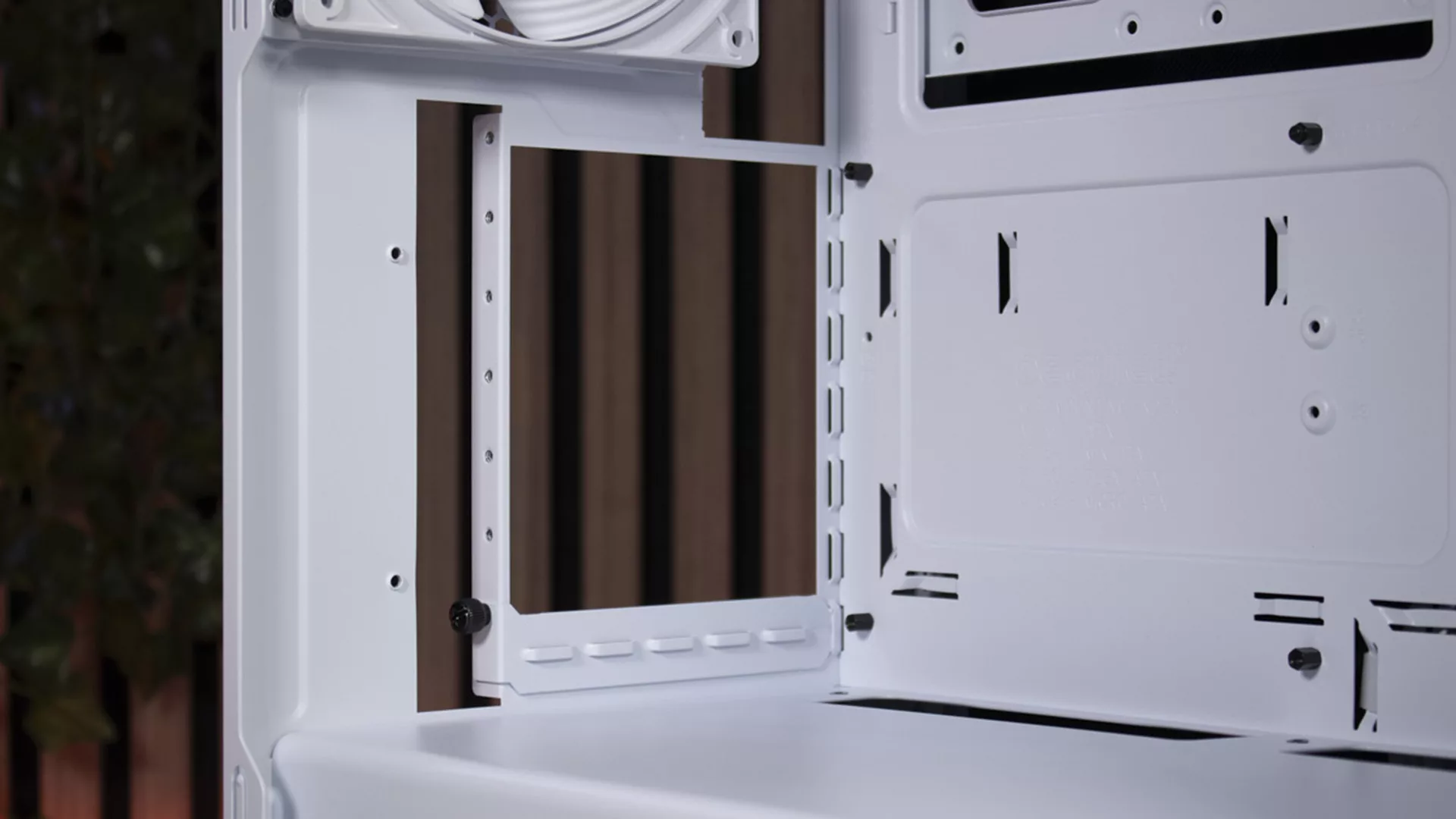 be quiet! Pure Base 501 installation GPU vertical (3)