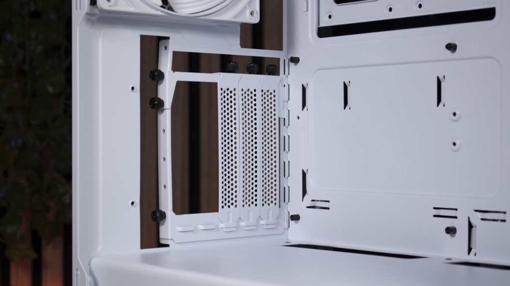 be quiet! Pure Base 501 installation GPU vertical (5)