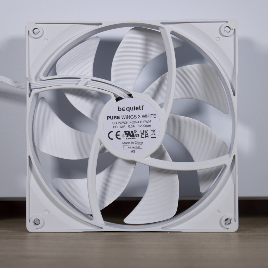 be quiet! Pure Base 501 ventilateur arrière