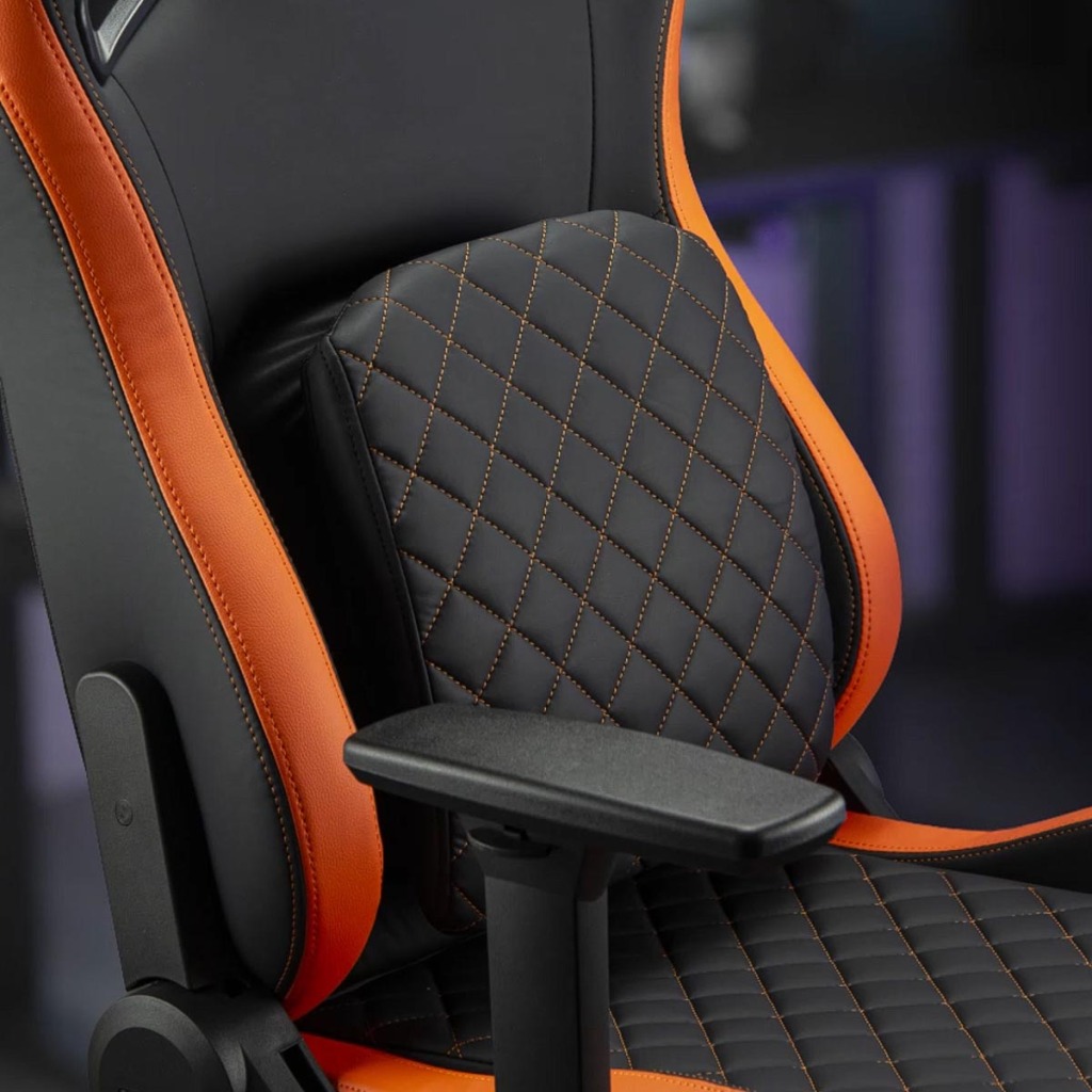 COUGAR présente la chaise gaming DEFENSOR 2 chaise gaming cougar defensor coussin