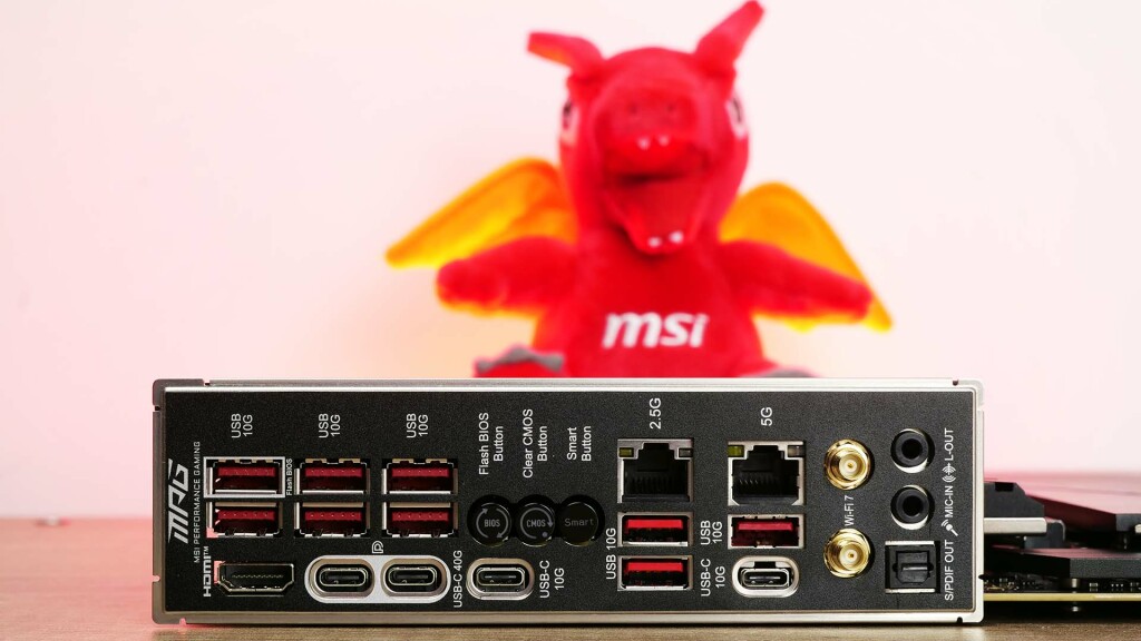 msi mpg x870e carbon io backpanel