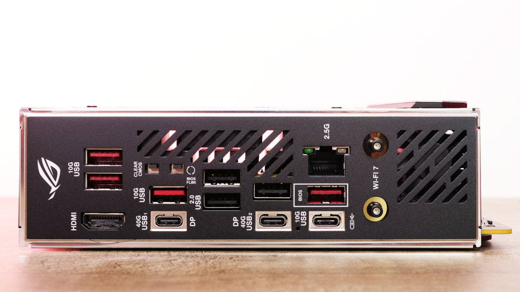 rog strix x870 i io back