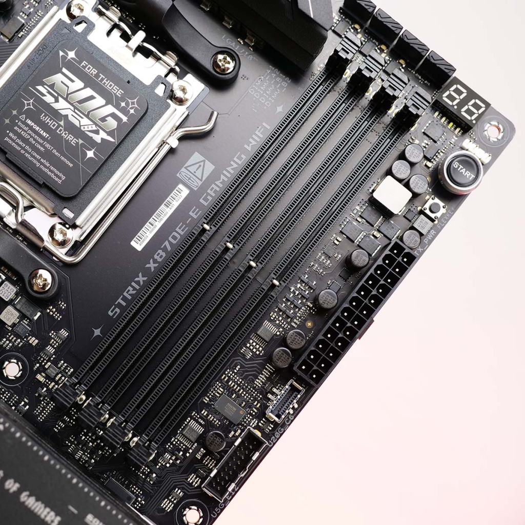 slots dram rog strix x870e e gaming wifi