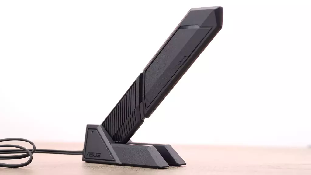 z890 hero q antenna wifi 7