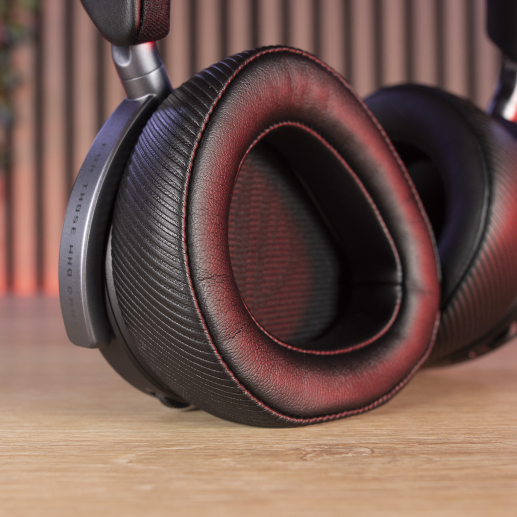 ASUS ROG DELTA II deux motifs