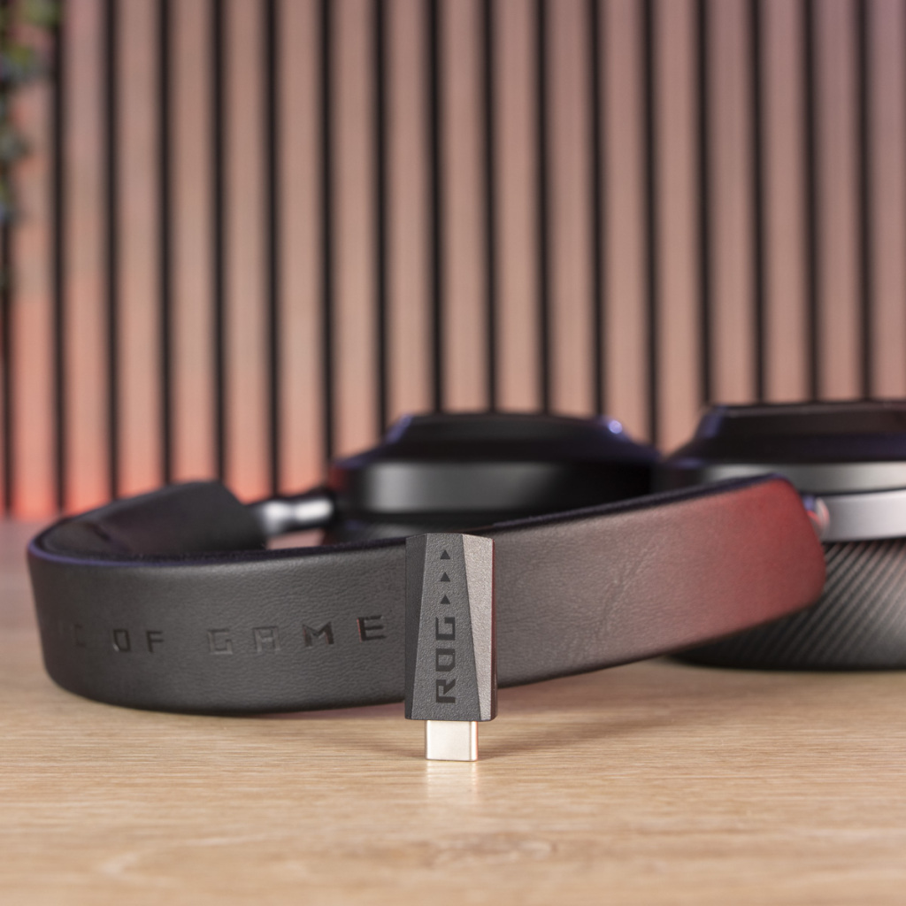 ASUS ROG DELTA II dongle