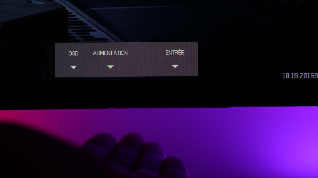Corsair XENEON 34WQHD240 C QD OLED auto detect menu