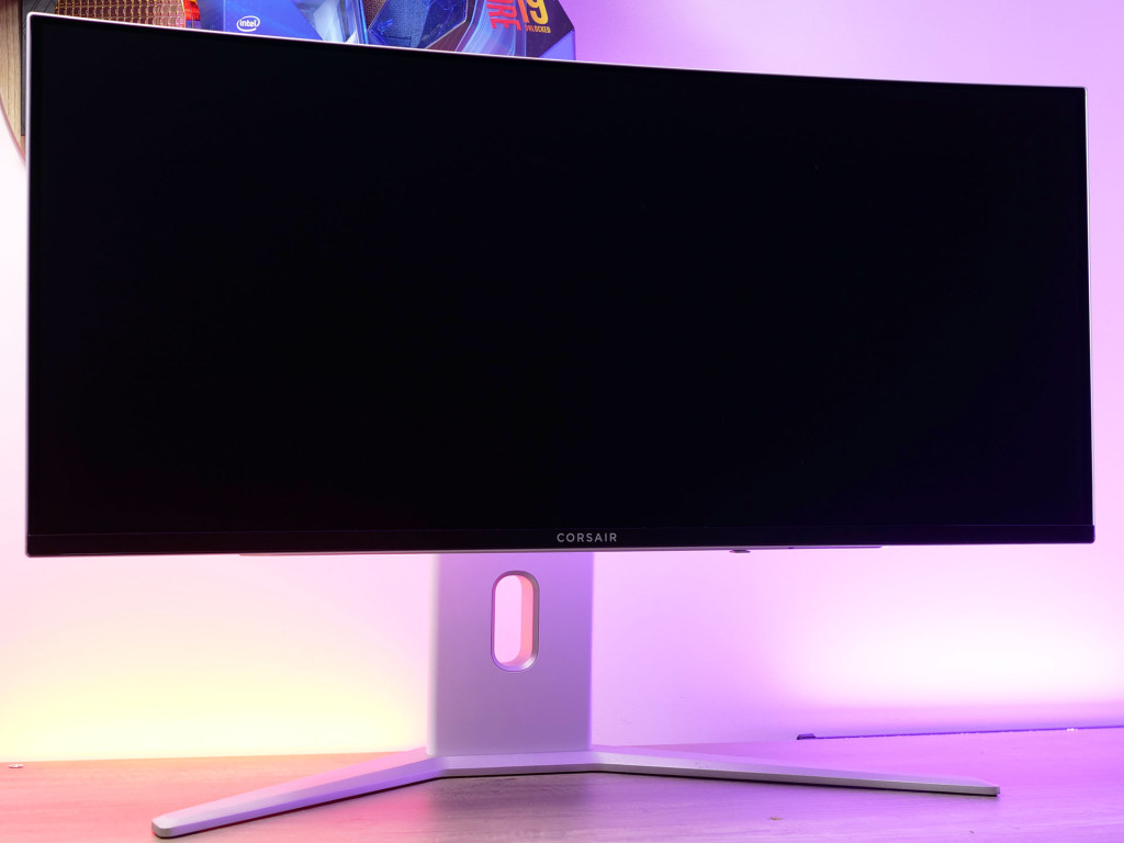 Corsair XENEON 34WQHD240 C QD OLED mounted