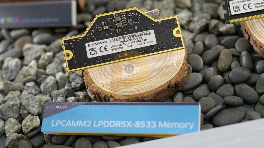 JEDEC introduit le standard de connecteur LPDDR5 CAMM2 pour une solution modulaire performante 2 Klevv LPCAMM2 LPDDR5X
