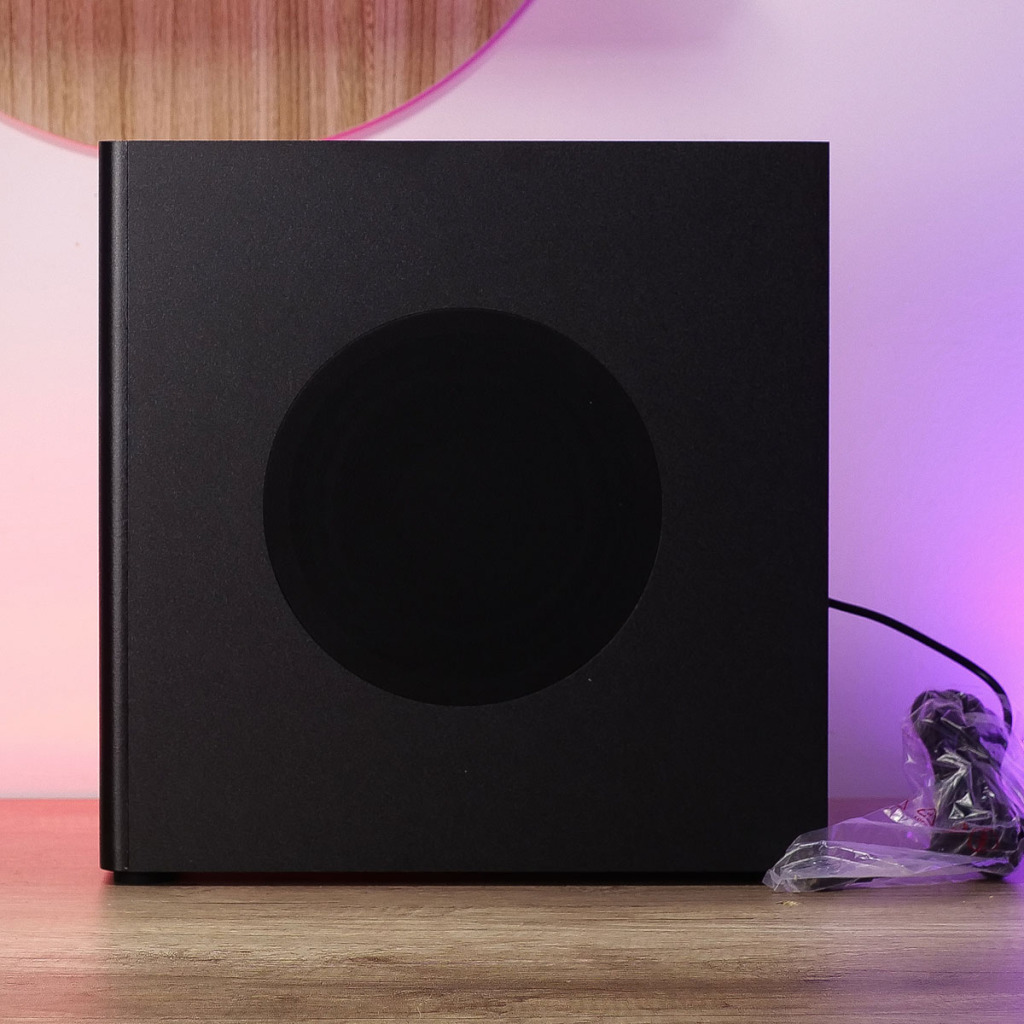 barre sone creative sound blaster katana v2 subwoofer 02