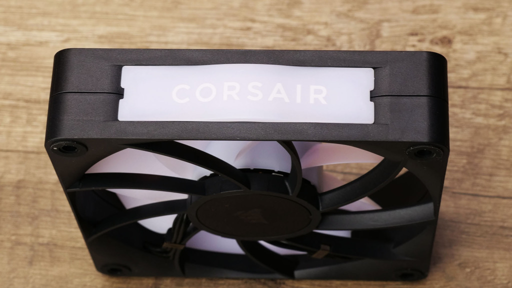 corsair rx120 rgb max ventilateur 30mm 05