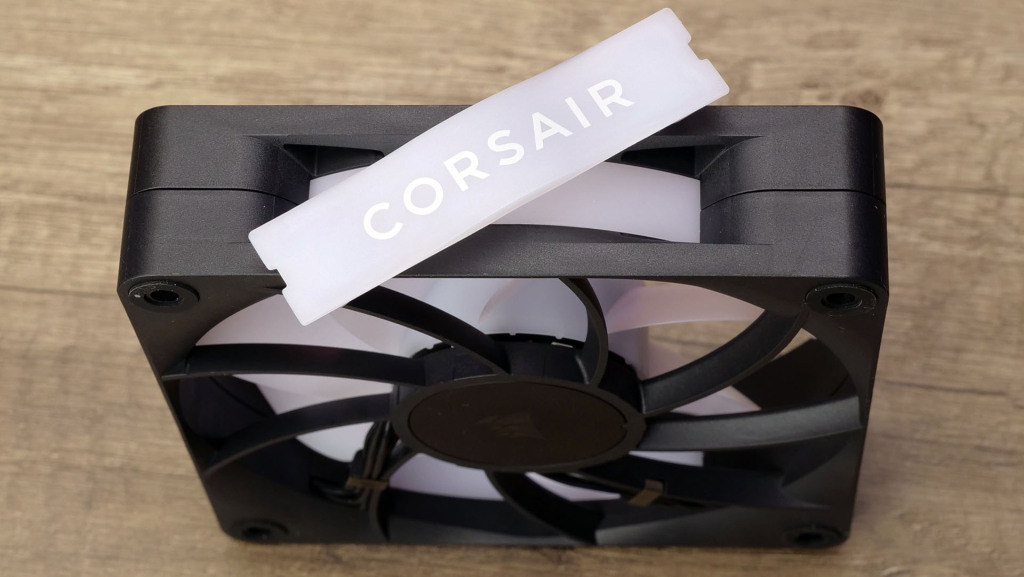corsair rx120 rgb max ventilateur 30mm 07