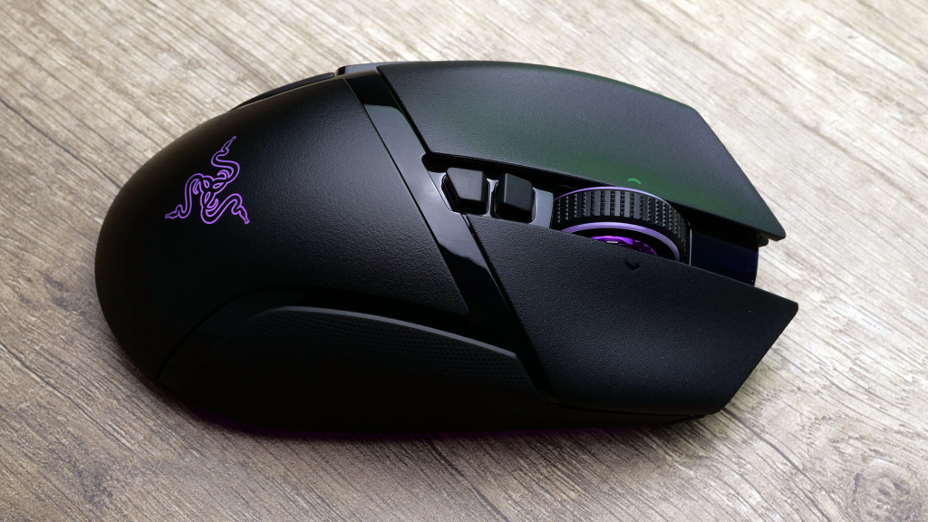 razer basilisk v3 pro 35k detail 05