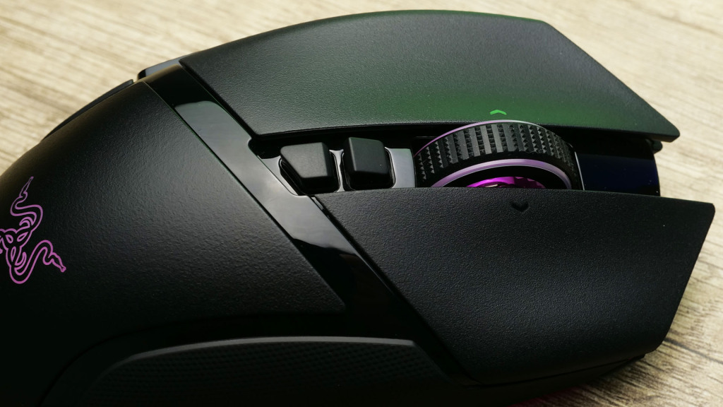 razer basilisk v3 pro 35k wifi molette