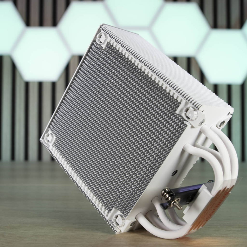 ARCTIC Freezer 36 A RGB ailettes arrière