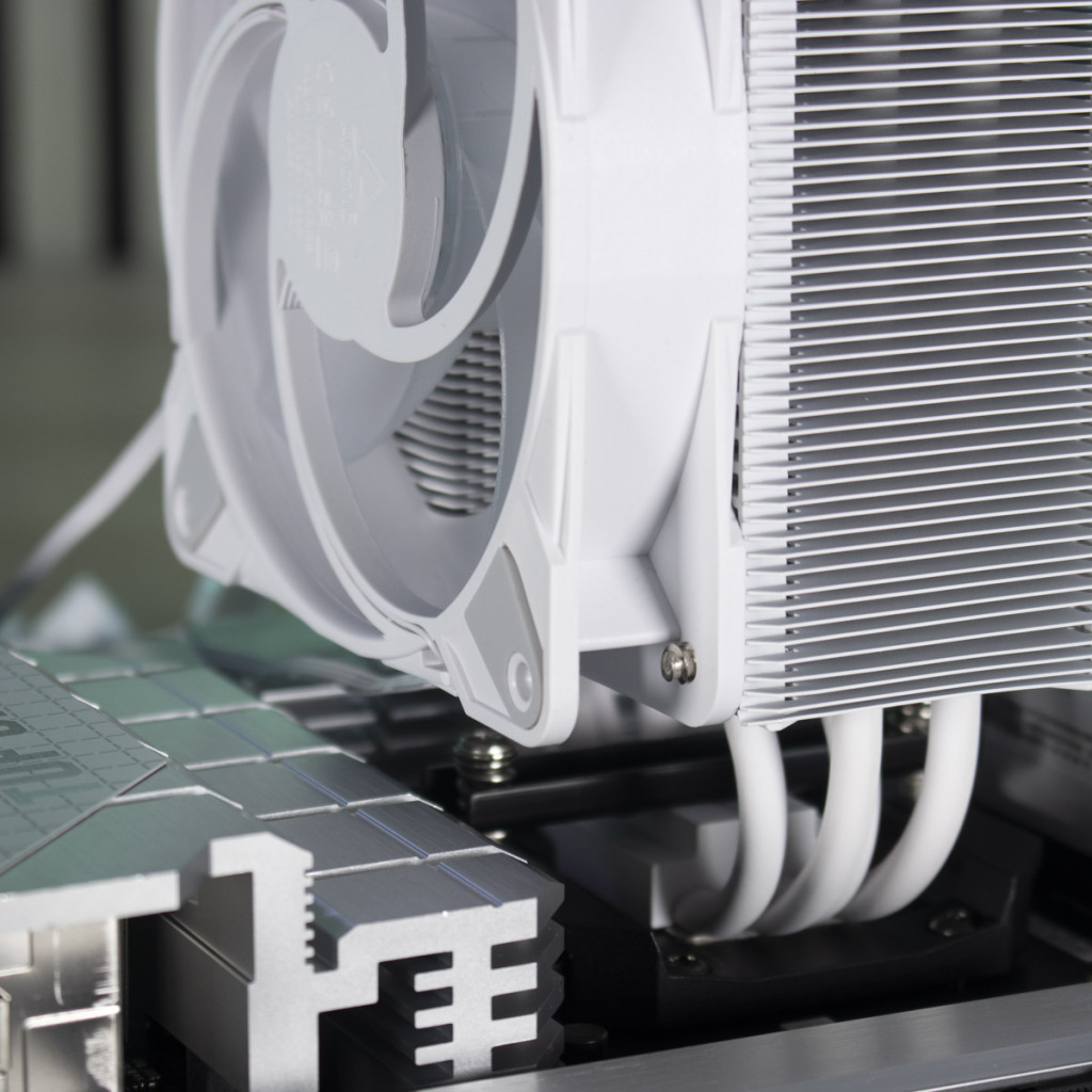 ARCTIC Freezer 36 A RGB compatibilité VRM 2