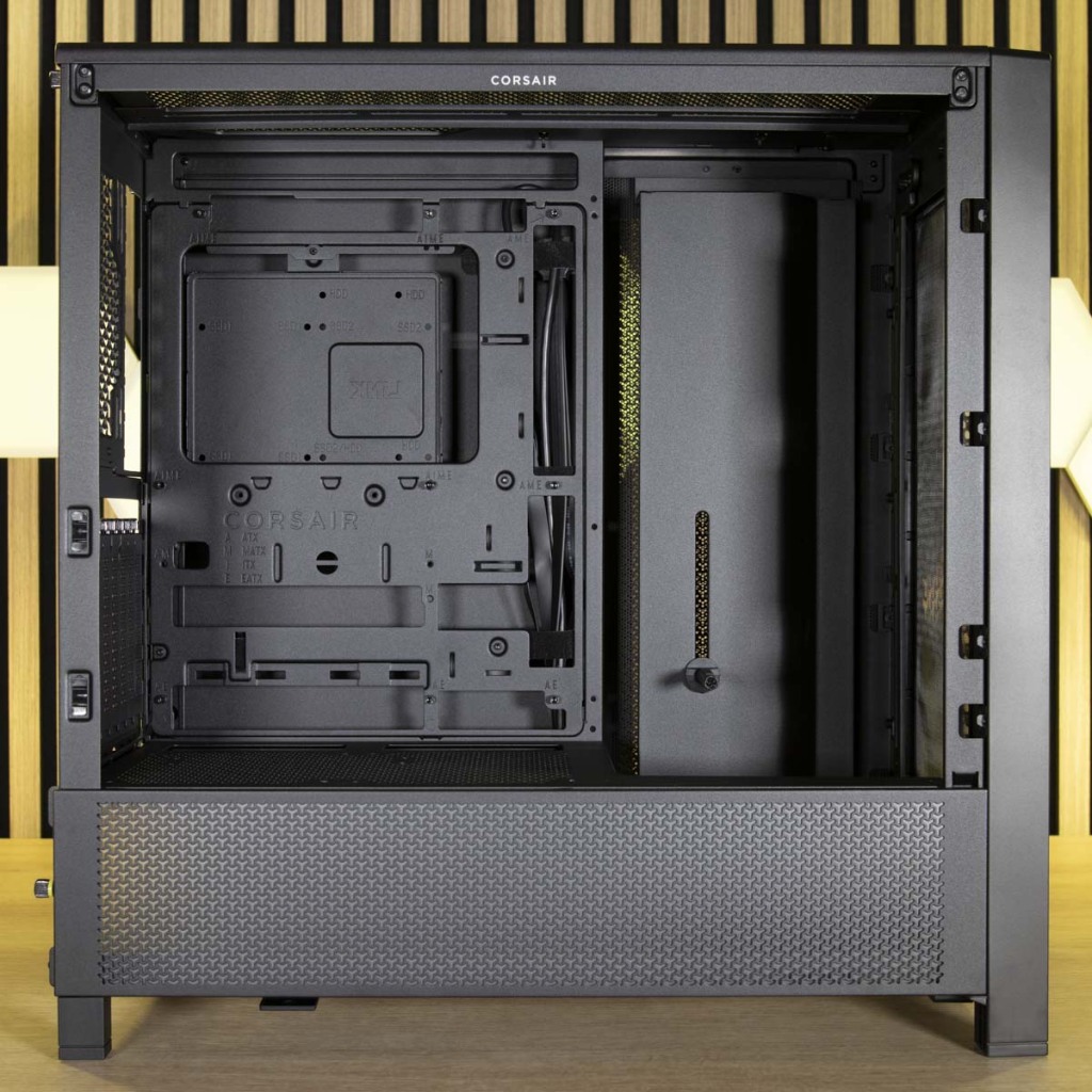 CORSAIR FRAME 4000D chambre principale