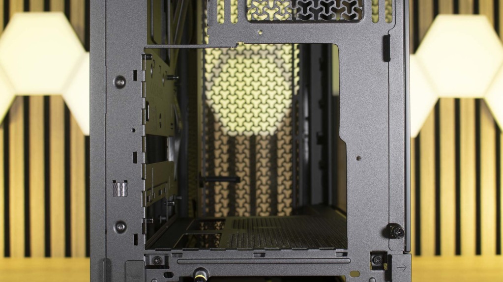 CORSAIR FRAME 4000D équerres amovibles