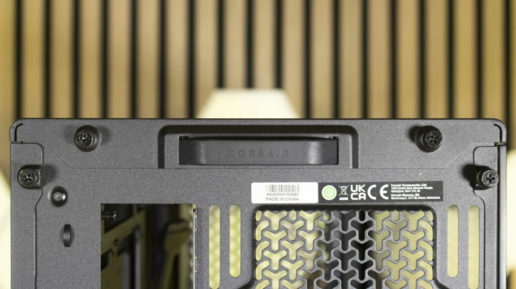 CORSAIR FRAME 4000D poignée paroi supérieure