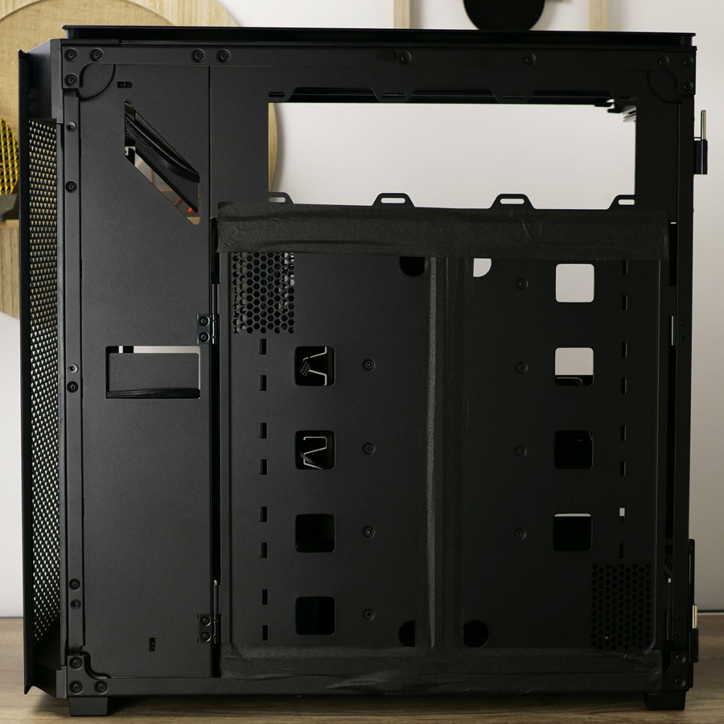 Corsair 9000D Airflow 02