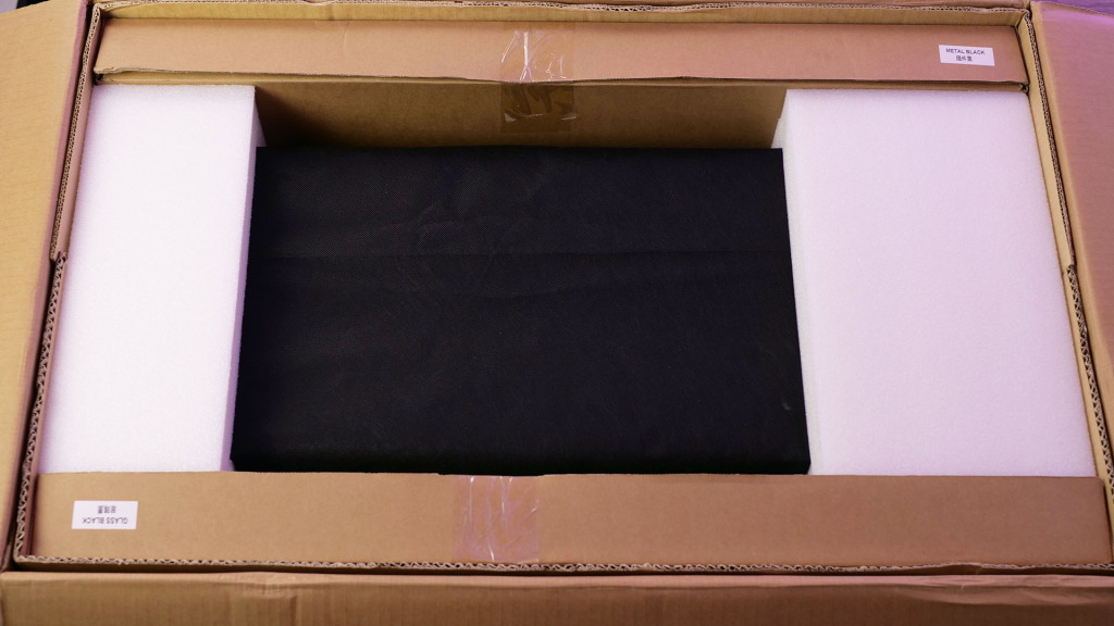 Corsair 9000D Airflow Unboxing 04