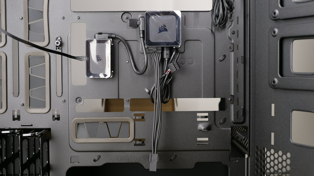 Corsair 9000D Airflow hub link