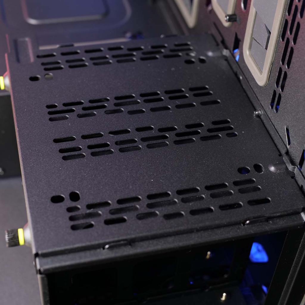 Corsair 9000D Airflow int hdd pump socle