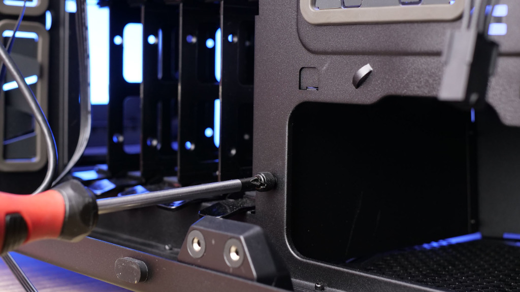 Corsair 9000D Airflow int psu shroud 02