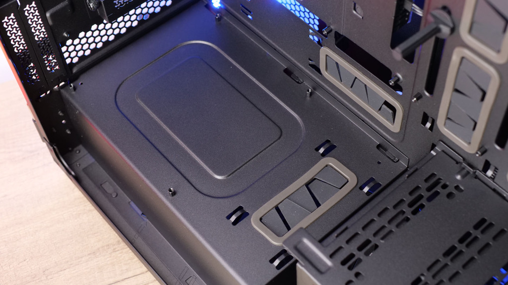Corsair 9000D Airflow int psu shroud