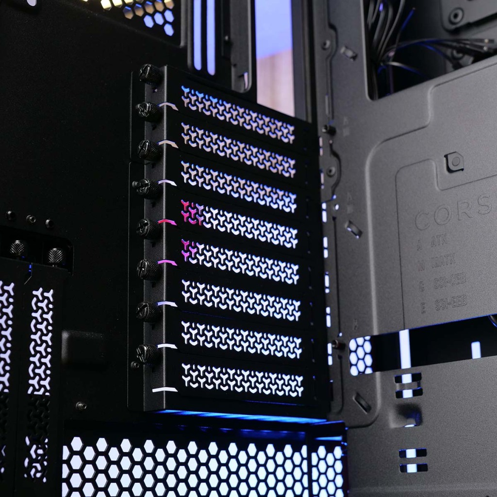 Corsair 9000D Airflow pcie baies