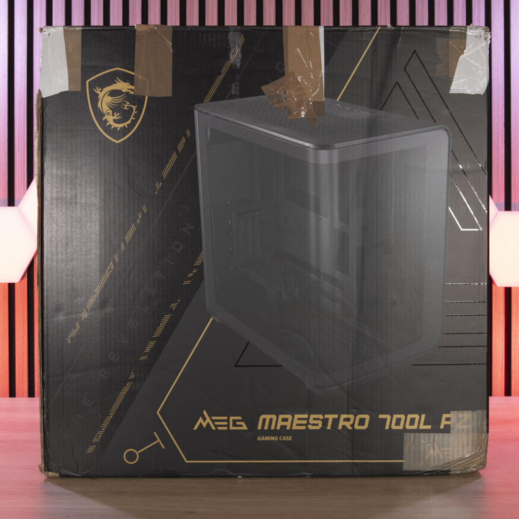 MSI MEG Maestro 700L PZ emballage face arrière
