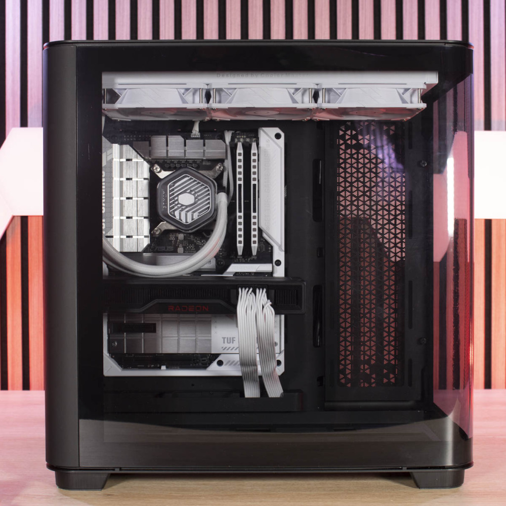 MSI MEG Maestro 700L PZ système 1