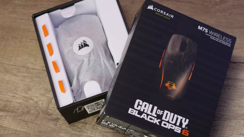 corsair M75 wireless call of duty unboxing 03