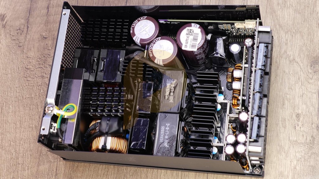 prime tx 1600 noctua interior 03