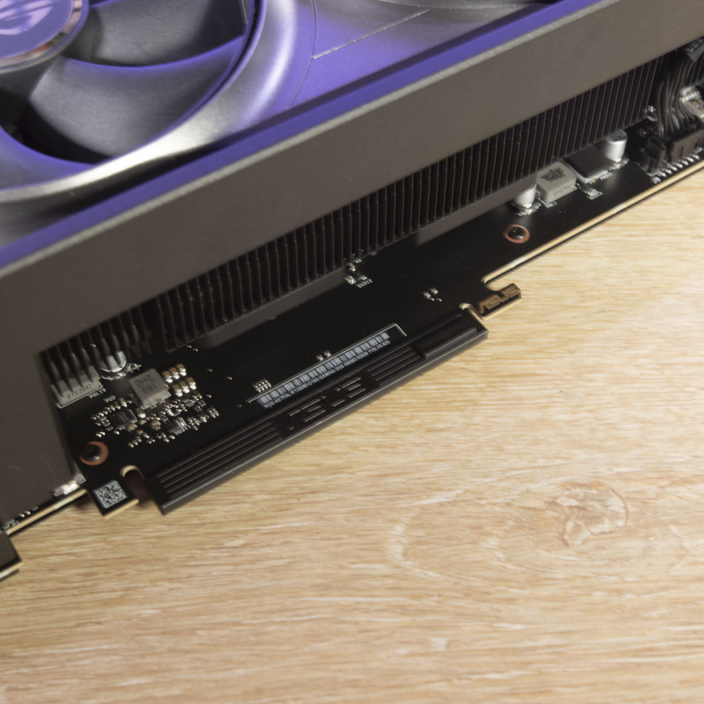 ASUS ROG Astral RTX 5080 OC PCB